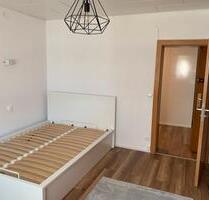 Modernes, möbliertes WG-Zimmer in bester Lage zum Campus - Schwäbisch Hall
