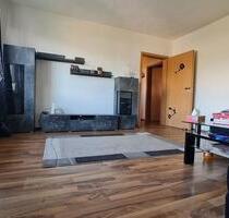 Siegen Stadt, ruhige Lage renovierte 3 Zimmer Wohnung