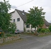 Schöne helle 5 Zimmer Wohnung in ruhiger Lage - Reichshof