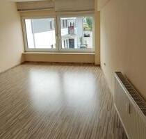 2,5 Zimmer + kleine Wohnküche - Gallerie- Wohnung - Königsbrunn