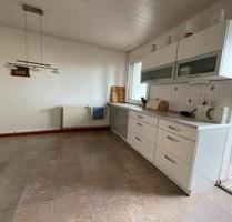 Helle Wohnung 75 m2 1.OG 2 Zimmer KDB + Winterbalkon 42277 Wup - Wuppertal Gemarkung Langerfeld