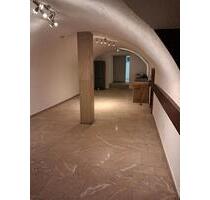 Großzügige WG -Wohnung ( 1 . Bezug ) Neu renoviert - Passau Mühltal