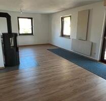 Drei Zimmer Wohnung in Haugenried zu vermieten - Nittendorf