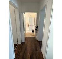 2 Zimmer Wohnung - 950,00 EUR Kaltmiete, ca.  54,00 m² in Stuttgart (PLZ: 70327) Luginsland