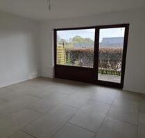 3 Zimmer Wohnung mit Terrasse - 1.300,00 EUR Kaltmiete, ca.  72,00 m² in Siek (PLZ: 22962)
