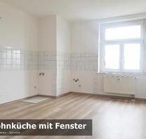 Frisch renovierte 2-Zimmer Wohnung mit Tageslichtbad und Wohnküche. - Zwickau Zwickau-Nord