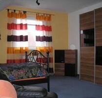 Schöne 2 Zimmer Wohnung,Küche u.Bad - Gallmersgarten
