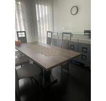 4 Zimmer Wohnung in Wuppertal - 1.200,00 EUR Kaltmiete, ca.  120,00 m² in Wuppertal (PLZ: 42115) Brill