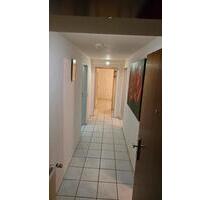 2 Zimmer UG Wohnung ab sofort mit Renovierungszuschuss - Neuss Allerheiligen