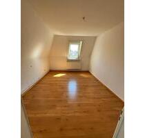 WG Zimmer Untermiete - 430,00 EUR Kaltmiete, ca.  15,00 m² in Wiesbaden (PLZ: 65195) Nordost