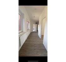 großzügige 5-Zimmer Wohnung auf 2 Ebenen - Kiel Schreventeich