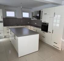 Moderne 3-Zimmer Wohnung im Zentrum von Grasberg mit hochw. EBK