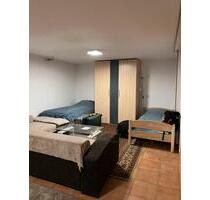 Möblierte 1 Zimmer Souterrain Wohnung ideal für 2 Studenten - Dortmund Mengede