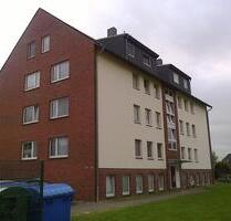 Roffhausen bei WHV. 80m² DG Wohnung 3 Zimmer Küche Bad - Schortens