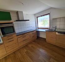 Helle 3 Zimmer DG Wohnung 105qm Balkon EBK ab 01.07. zu vermieten - Emmingen-Liptingen