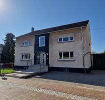 Großzügige 5,5-Zimmer Wohnung mit Terasse und Garage in Gensingen - Grolsheim