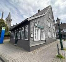 Großzügige 4 Zimmer Maisonette Altbau Wohnung in Langerfeld - Wuppertal Gemarkung Langerfeld