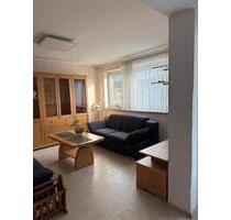Möblierte 4Zimmer Erdgeschoss-Wohnung, Balkon, Garage, Stellplatz - Detmold Hakedahl