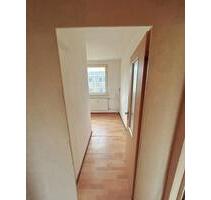 Sonnige 3 Zimmer Wohnung - 325,00 EUR Kaltmiete, in Gingst (PLZ: 18569)