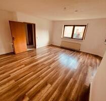 Ein Zimmer EG Wohnung mit separaten Eingang - Buseck