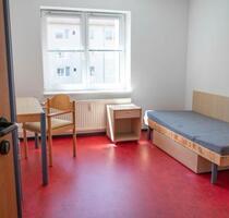 WG-Zimmer zur Zwischenmiete (01.07.–30.09.) - Papendorf