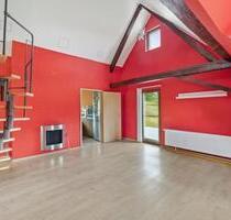3Zi-Wohnung DG mit Galeriezimmer und XXL-Garage provisionsfrei - Stühlingen