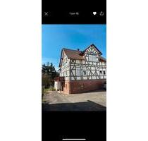 2 Zimmer Altbauwohnung zum Mitgestalten - Fronhausen