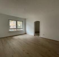 helle und frisch renovierte 3-Zimmer Wohnung, frei ab sofort - Essen Stadtbezirk III