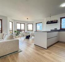 3,5-Zimmer Wohnung mit Weitblick, Balkon & zwei Tiefgaragenplätze - Oberboihingen