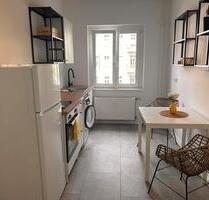 Helle 1 Zimmer Wohnung möbliert in Berlin Pankow