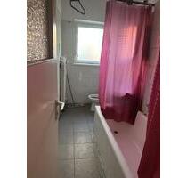 WG-Zimmer zu vermieten - 500,00 EUR Kaltmiete, ca.  67,00 m² in Berlin (PLZ: 13627) Charlottenburg-Wilmersdorf