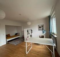 WG-Zimmer nahe der Uni - 525,00 EUR Kaltmiete, ca.  24,00 m² in Essen (PLZ: 45127) Stadtkern