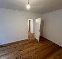 Kern sanierte, helle 2-Zimmer Wohnung mit Balkon - provisionsfrei - Berlin Tempelhof-Schöneberg