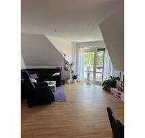 2 Zimmer DG Wohnung mit EBK - 690,00 EUR Kaltmiete, ca.  77,70 m² in Rastede (PLZ: 26180)