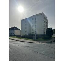 gepflegte 2-Zimmer Wohnung zu vermieten in Seelze Lohnde mit Südbalkon, Garage, Keller