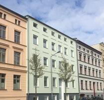 schöne 2 Zimmer DG Wohnung mit EBK und Wannenbad - Schwerin Altstadt