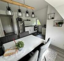 Hübsche 2 - Zimmer Dachgeschoss Wohnung zu vermieten - Gummersbach Berstig Süd