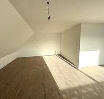 Moderne Neubau 4 Zimmer Dachgeschosswohnung - Elsdorf