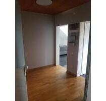 3 Zimmer Dachgeschosswohnung zur Miete in Neuss