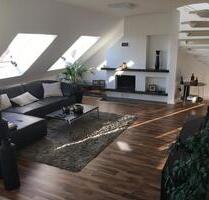 Lichtdurchflutete 3,5-Zimmer-Maisonette-Wohnung inkl. 2xTG-Parker - Hofheim am Taunus