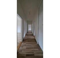 4-Zimmer 100m2 Baden-Baden - 1.250,00 EUR Kaltmiete, ca.  100,00 m² in Baden-Baden (PLZ: 76532) Balg