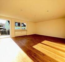 4 Zimmer Wohnung - 1.600,00 EUR Kaltmiete, ca.  131,00 m² in Wenzenbach (PLZ: 93173)