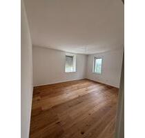 3 Zimmer Wohnung sanierter Altbau in toller Lage in Stuttgart