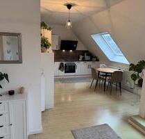 Über den Dächern von Nürnberg ! 2 Zimmer mit Dachloggia