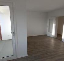3 ZIMMER | BALKON I Keller I - 510,00 EUR Kaltmiete, ca.  73,42 m² in Schortens (PLZ: 26419)