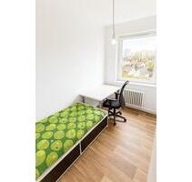 Wg Zimmer möbiliert zu vermieten. Anmeldung möglich - Berlin Neukölln