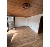 3-Zimmer Dachgeschosswohnung mit EBK - Haßmersheim