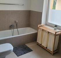 3 Zimmer Wohnung - 980,00 EUR Kaltmiete, ca.  118,00 m² in Celle (PLZ: 29227) Altencelle