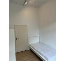 WG-Zimmer in 8er-WG in Karlsruhe