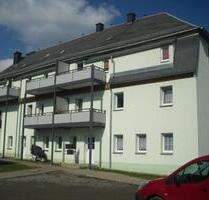 Kleine 2-Raumwohnung in grüner, ruhiger Lage mit Kaminofen - Augustusburg